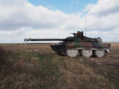 Un AMX 10 RC en manœuvre