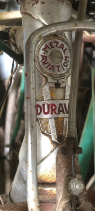 Vélo Duravia, en métal aviation